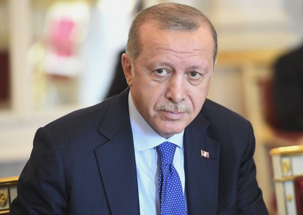 Turecký prezident Recep Tayyip Erdoğan. Turecký prezident Recep Tayyip Erdoğan.