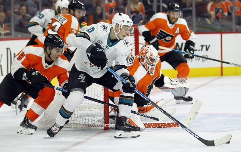 Philadelphia prohrála doma se San Jose vysoko 2:8, prohrála podruhé v řadě. Philadelphia prohrála doma se San Jose vysoko 2:8, prohrála podruhé v řadě.