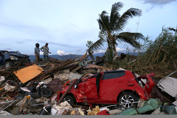 Zemětřesení na indonéské Jávě zabilo tři lidi, otřesy i na Bali.