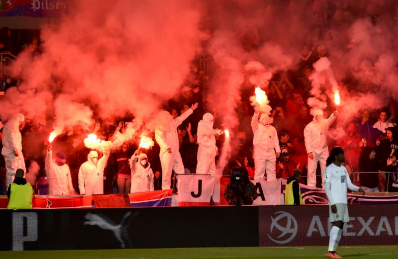 Jak Plzeň, tak Sparta dostaly za fanoušky pokutu v hodnotě 80 000 Kč.