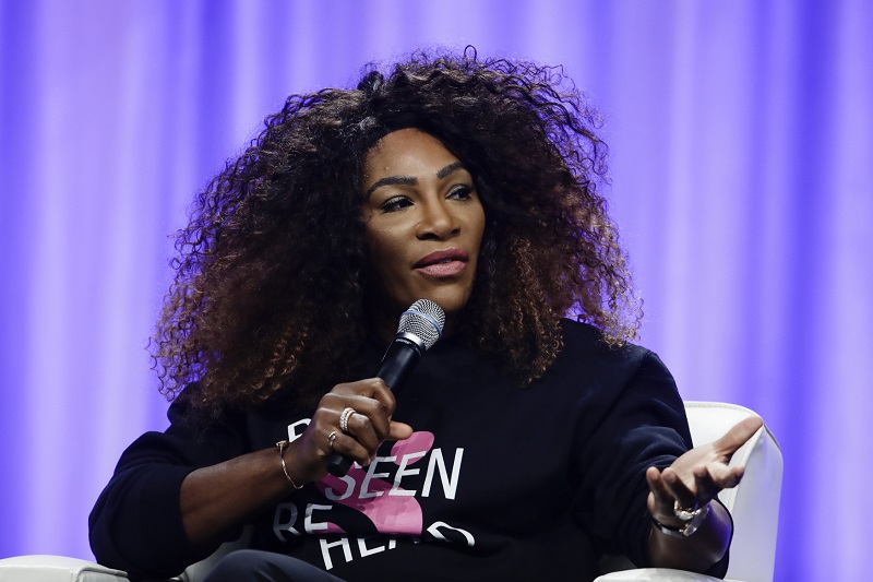 Dotýkejte se, vyzývá Serena Williamsová ostatní ženy. Dotýkejte se, vyzývá Serena Williamsová ostatní ženy.