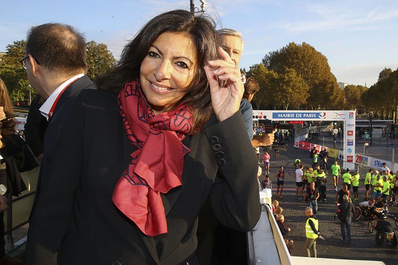 Starostka Paříže Anne Hidalgová.