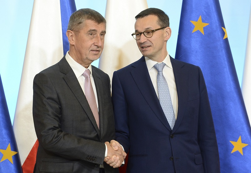 (Zleva) Andrej Babiš jednal ve Varšavě s polským premiérem Mateuszem Morawieckým.