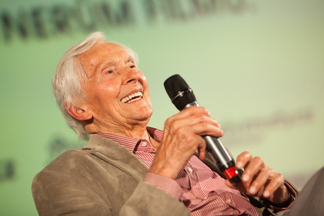 Cestovatel Miroslav Zikmund.