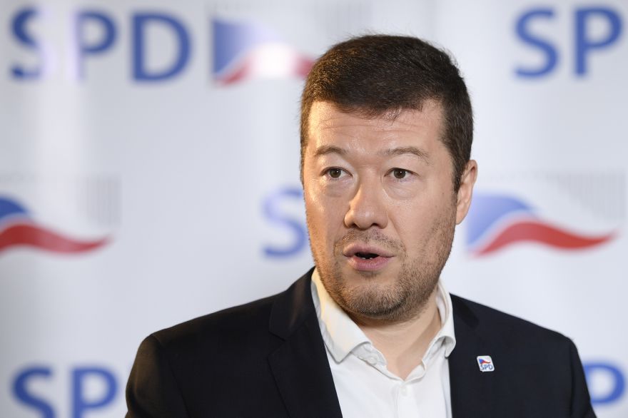 Lídr SPD Tomio Okamura.