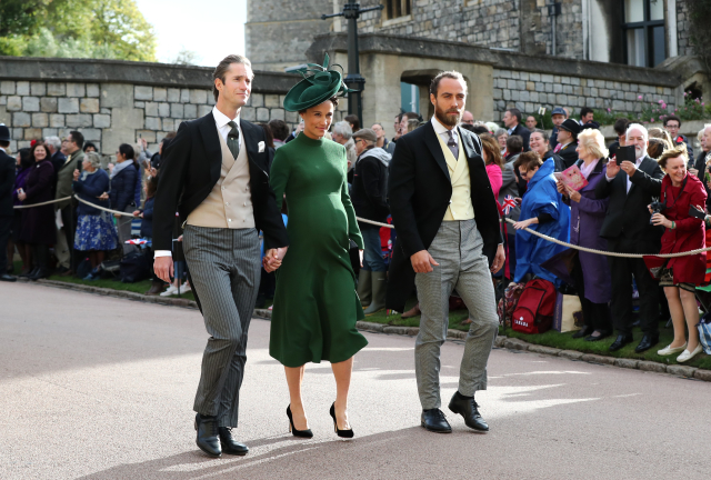 Zleva: James Middleton, Pippa Middletonová a James Matthews.
