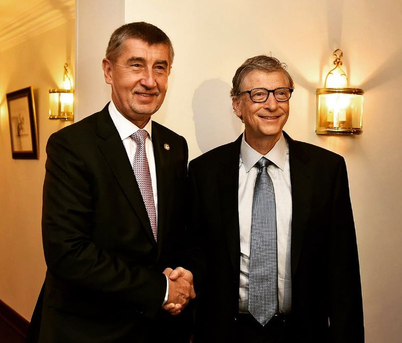 Andrej Babiš (vlevo) a Bill Gates.