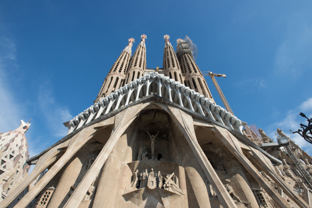 Katedrála Sagrada Familia v Barceloně. 