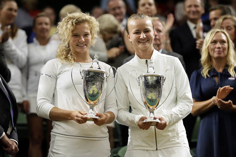 Barbora Krejčíková a Kateřina Siniaková si vysloužily skvělé ocenění.