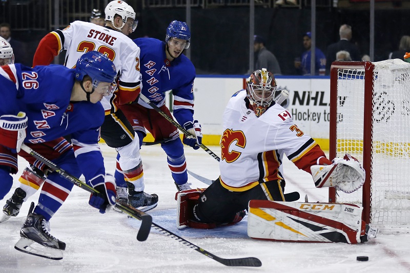 Brankář David Rittich si proti New Yorku Rangers připsal 44 úspěšných zákroků.