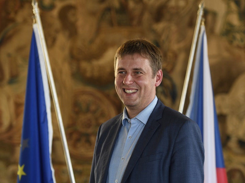 O cestě do Ruska mluvil Tomáš Petříček s Radkem Vondráčkem.