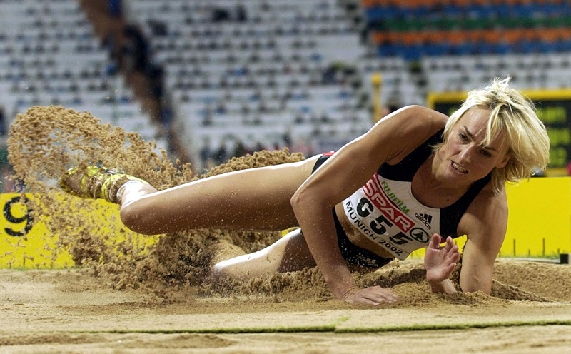 Dvojnásobná olympijská vítězka ve skoku dalekém Heike Drechslerová.
