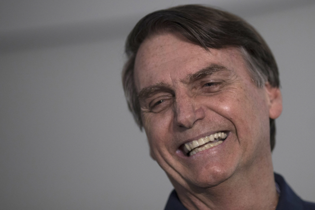 Radikálně pravicový politik Jair Bolsonaro.