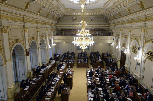 Poslanci si připomněli 100. výročí založení samostatného československého státu na schůzi Poslanecké sněmovny.