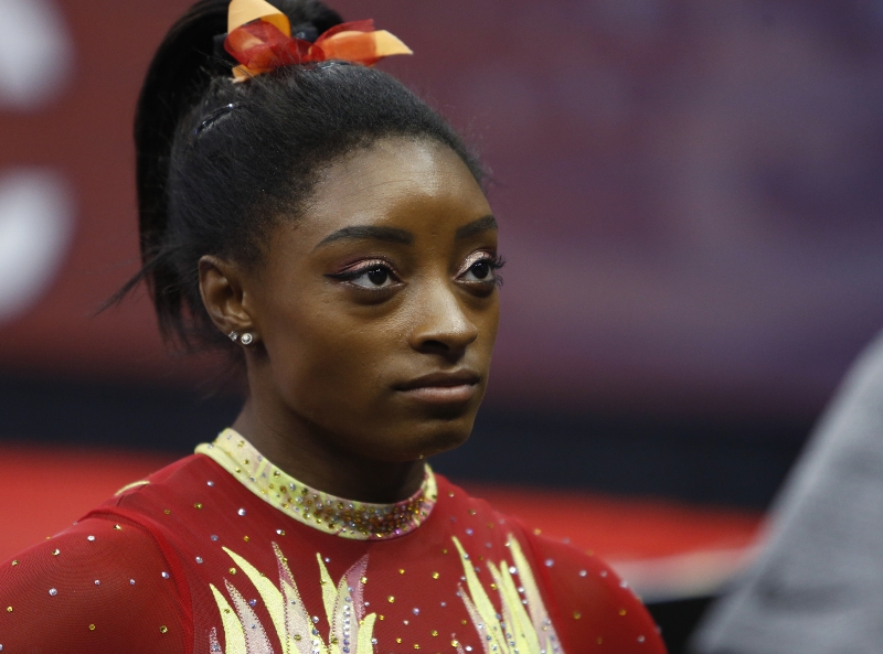Gymnastka Bilesová nuceně navštívila v Kataru nemocnici. 