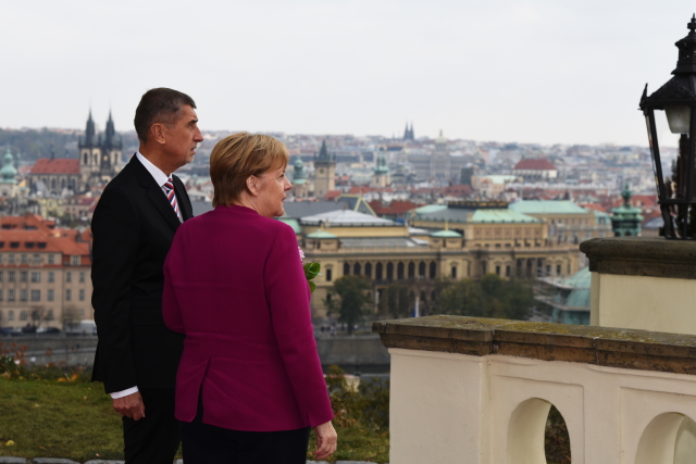Premiér Andrej Babiš a kancléřka Angela Merkelová se setkali v Praze při příležitosti oslav 100. let republiky.