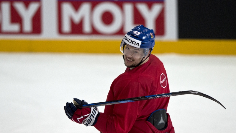 Jan Kovář zvýšil své šance na NHL, znovu skóroval v nižší soutěži. 