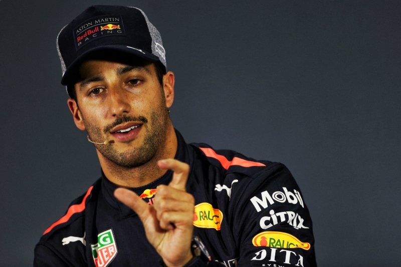Australan Faniel Ricciardo byl největším smolařem VC Mexika. 