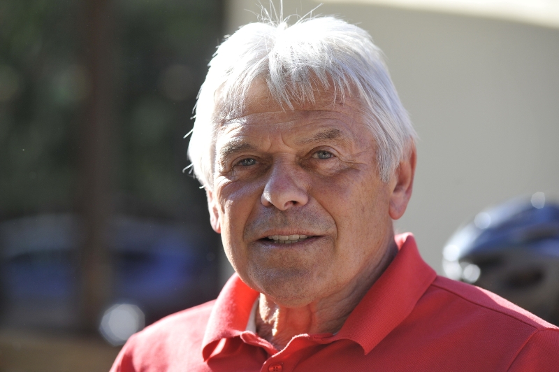 Petr Novák by si strašně přál v Česku rychlobruslařskou halu. 