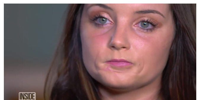 Kayla se nyní zotavuje po několika operacích.