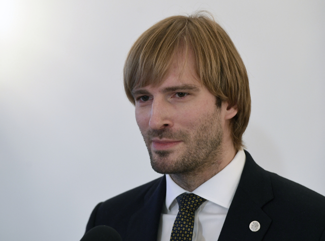 Ministr zdravotnictví Adam Vojtěch.