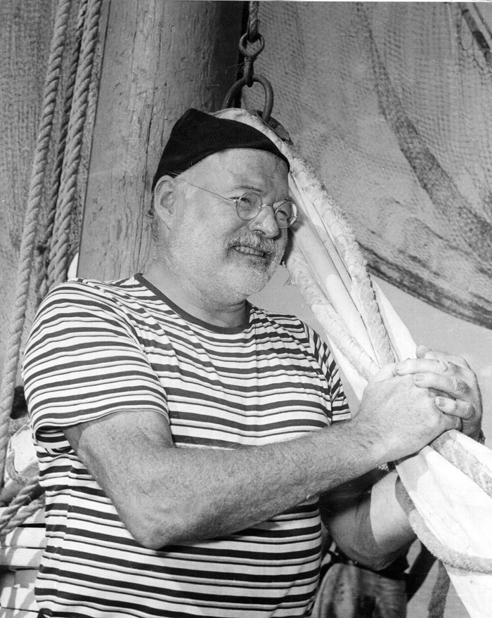 Spisovatel Ernest Hemingway.