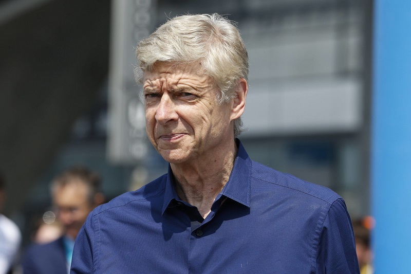 Wenger reaguje na spekulace. Převezme AC Milán?