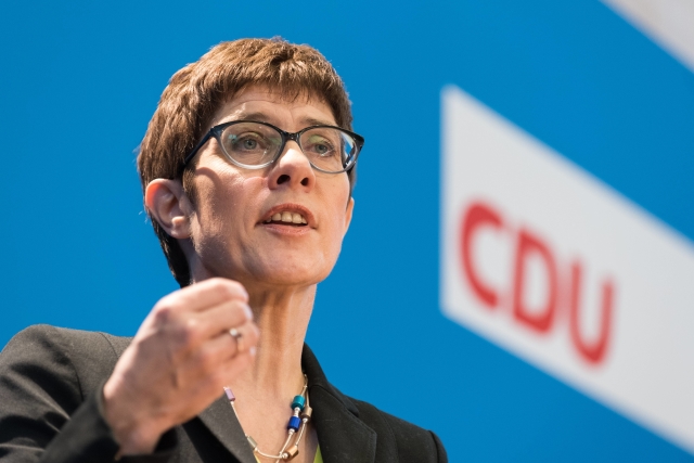 Annegret Krampová-Karrenbauerová. 