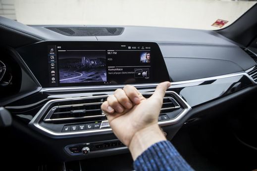 Čtvrtá generace BMW X5 se blíží k autonomnímu řízení