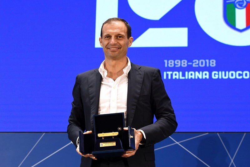Massimiliano Allegri byl vyhlášen nejlepším italským koučem za sezonu 2017/2018.