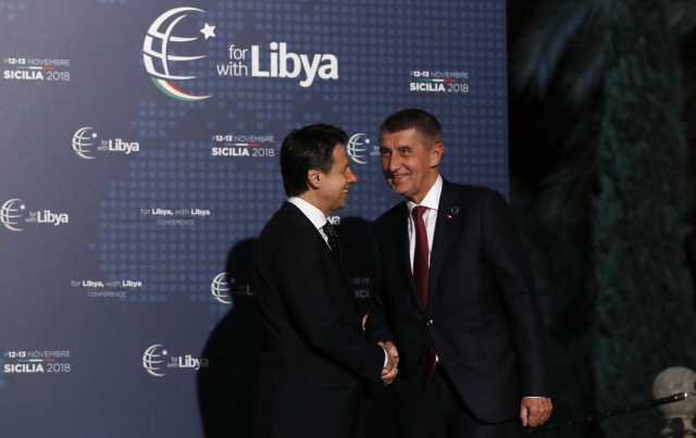 Babiš (vlevo) s italským premiérem Giuseppem Contem.