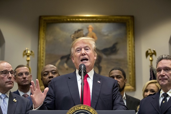 Postoje prezidenta Trumpa k médiím jsou velice vyhraněné. Postoje prezidenta Trumpa k médiím jsou velice vyhraněné.