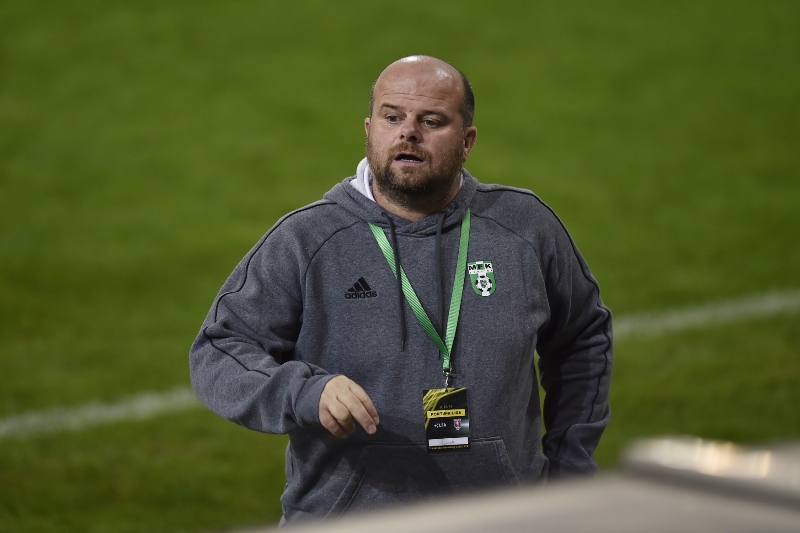 Roman Nádvorník Karvinou nepozvedl a na její lavičce končí. Roman Nádvorník Karvinou nepozvedl a na její lavičce končí.