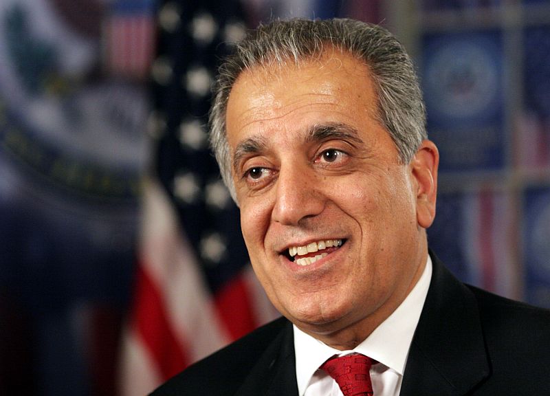 Americký vyjednavač Zalmay Khalilzad. Americký vyjednavač Zalmay Khalilzad.
