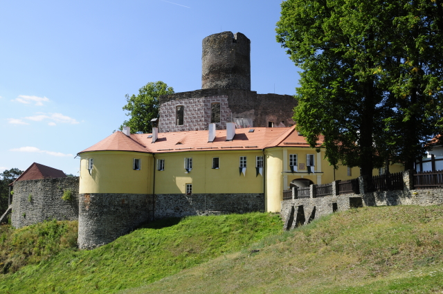 Hrad Svojanov.