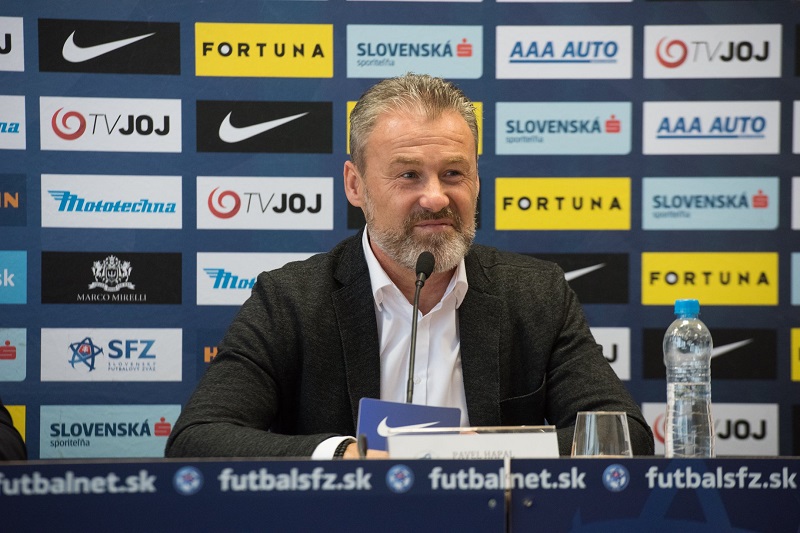 Kouč slovenské reprezentace Pavel Hapal se vyjádřil ke konci Vladimíra Weisse. Kouč slovenské reprezentace Pavel Hapal se vyjádřil ke konci Vladimíra Weisse.