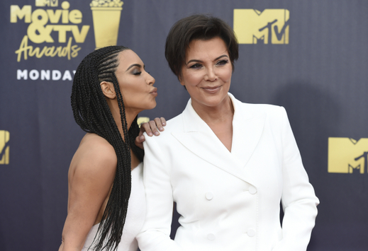 Kris Jenner a Kim Kardashian.
