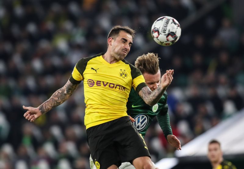 Hostování Paca Alcácera se v Dortmundu změnilo přestup. Hostování Paca Alcácera se v Dortmundu změnilo přestup.