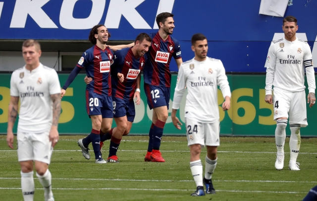 Fotbalisté Eibaru po brance.