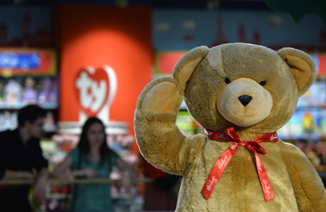 Pražské hračkářství Hamleys si pro návštěvníky připravilo jedinečnou podívanou.
