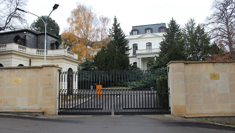 Budova velvyslanectví Ruské federace v Praze.