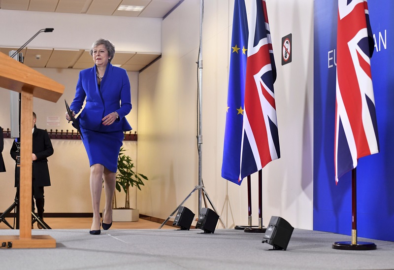 Britskou premiérku Theresu Mayovou čeká složité vyjednávání.
