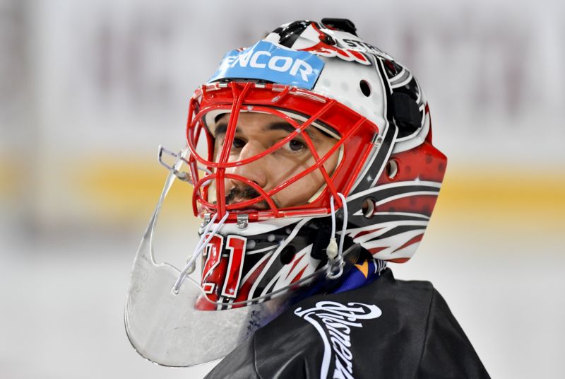 Jakub Kovář se vrátil do branky Jekatěrinburgu ve velkém stylu. Jakub Kovář se vrátil do branky Jekatěrinburgu ve velkém stylu.