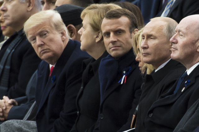 Dokument Kremlu mluví o sobotní schůzce Trump-Putin.