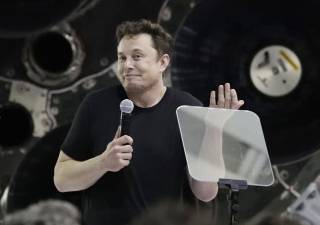Americký podnikatel a miliardář Elon Musk. Americký podnikatel a miliardář Elon Musk.