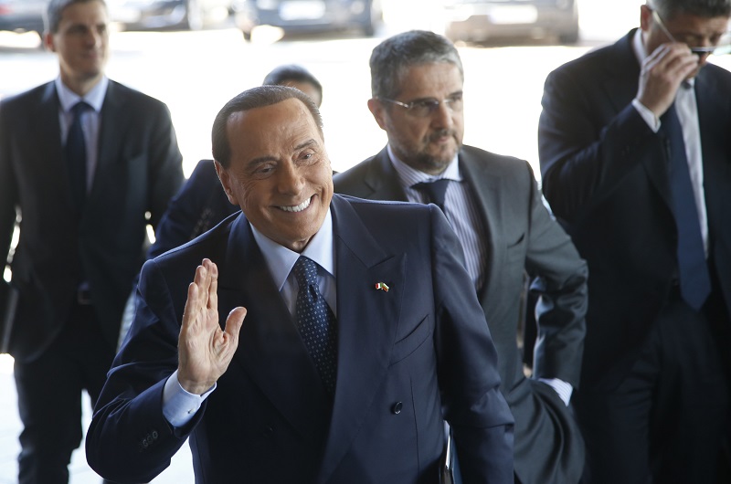 Silvio Berlusconi založí novou stranu, s níž chce bojovat o Evropský parlament.