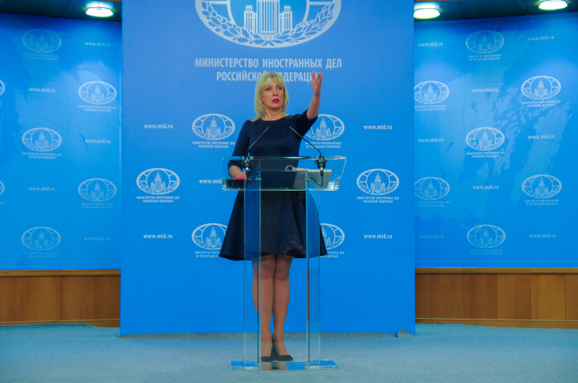 Ruská ministerská mluvčí Marija Zacharovová. Ruská ministerská mluvčí Marija Zacharovová.