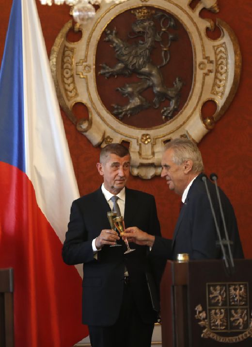 Andrej Babiš (vlevo) a Miloš Zeman. Andrej Babiš (vlevo) a Miloš Zeman.