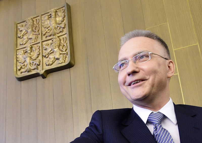 BIS a její šéf Michal Koudelka reagovali na kritiku Miloše Zemana. BIS a její šéf Michal Koudelka reagovali na kritiku Miloše Zemana.