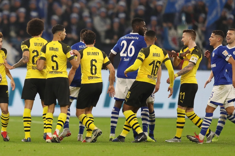 Dortmund porazil Schalke na jeho půdě 1:2. 